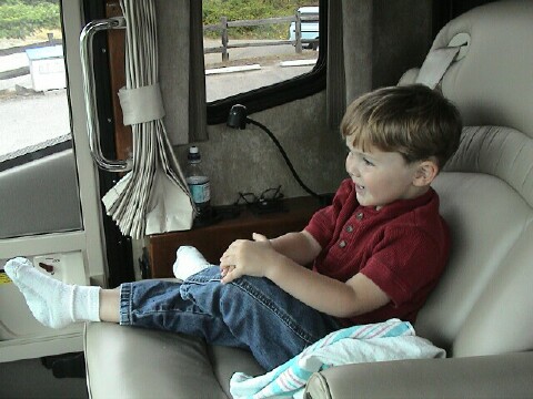 Billy takes us to the airport ... EARLY!
